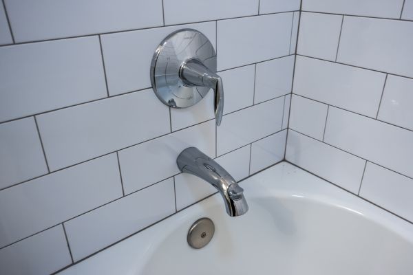 Tub Spout Replacement in Saint Petersburg