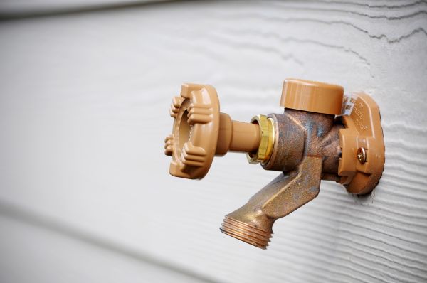 Cost of Water Spigot Repair in Saint Petersburg